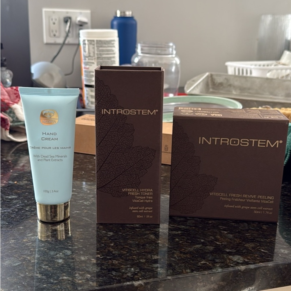Introstem/Kedma skincare bundle